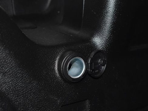 Used 2023 Jeep Wrangler Sahara image 32