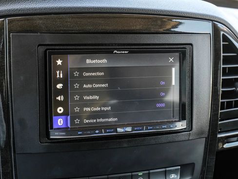 Used 2020 Mercedes-Benz Metris Passenger image 37