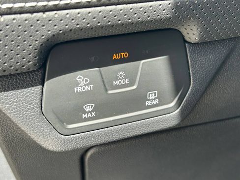 Used 2026 Volkswagen Atlas SE AWD/4WD image 29