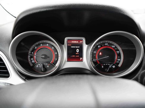 Used 2012 Dodge Journey SXT w/ Flexible Seating Group image 15