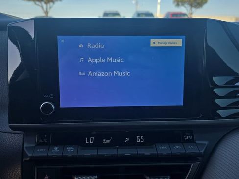 Used 2026 Toyota Camry SE w/ Convenience Package image 20