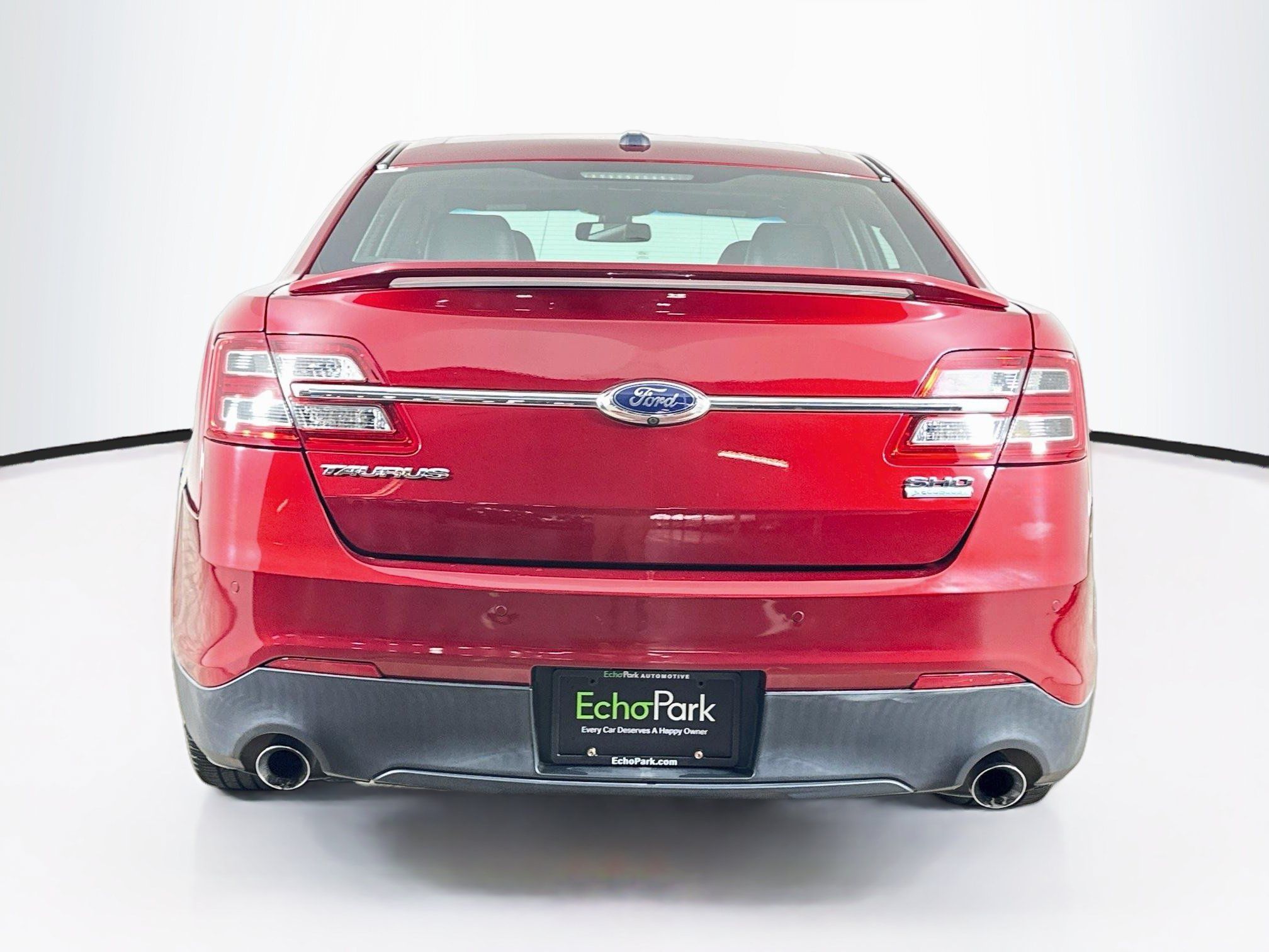 Used 2018 Ford Taurus SHO AWD/4WD image 7