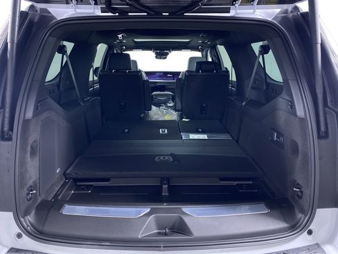 New 2026 Cadillac Escalade ESV Sport image 16