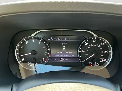 Used 2022 Nissan Frontier SV RWD image 29