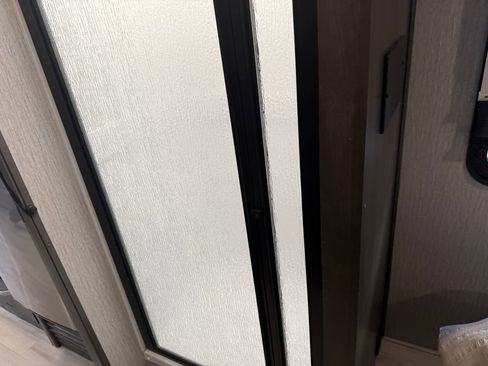 Used 2022 Ford E-450 and Econoline 450 Super Duty w/ Motorhome Prep Package image 75