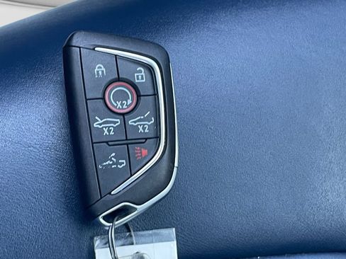 Used 2020 Chevrolet Corvette Stingray Premium Conv w/ 3LT Preferred Equipment Group RWD image 23