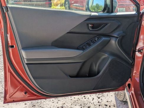 Used 2024 Subaru Crosstrek 2.0i Premium image 2