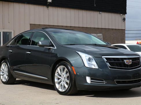 Used 2016 Cadillac XTS Luxury w/ Driver Awareness Package image 5