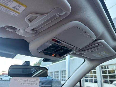 Certified 2022 Subaru Forester Premium AWD/4WD image 28