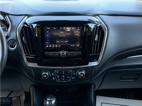 Used 2020 Chevrolet Traverse LS image 39