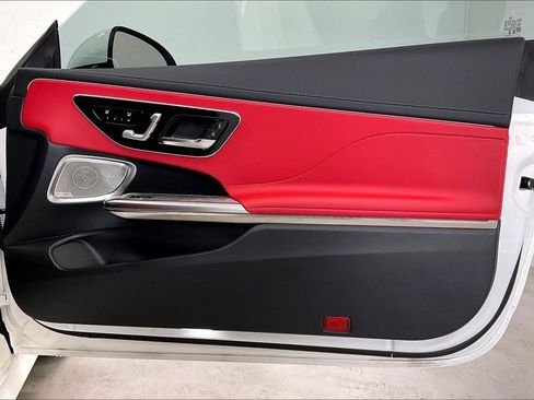 Used 2026 Mercedes-Benz CLE 300 4MATIC Coupe image 22