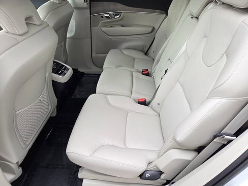 Used 2023 Volvo XC90 B6 Plus w/ Protection Package Premier AWD/4WD image 16