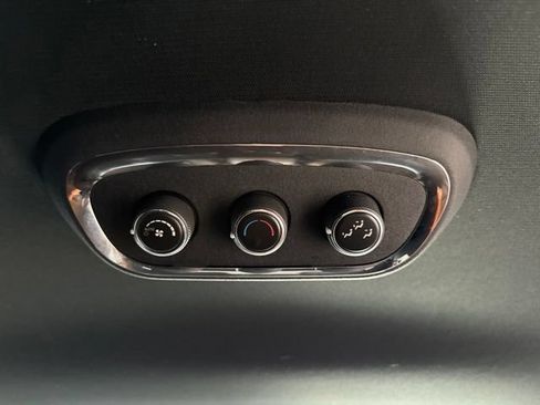 Used 2019 Dodge Durango GT AWD/4WD image 35