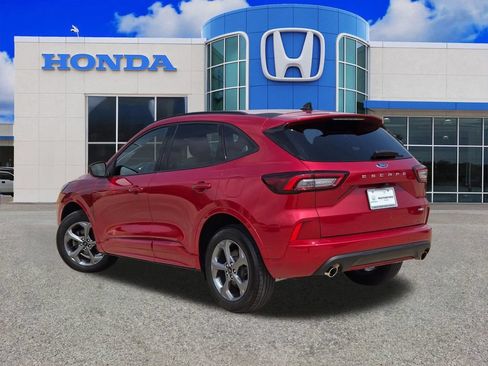 Used 2023 Ford Escape ST-Line w/ Tech Pack #1 AWD/4WD image 5