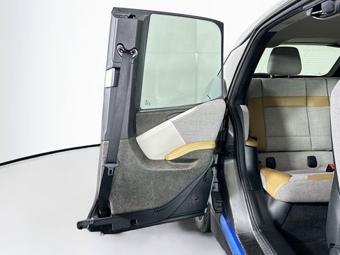 Used 2014 BMW i3 image 28