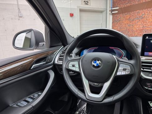 Certified 2023 BMW X4 xDrive30i w/ Premium Package image 13