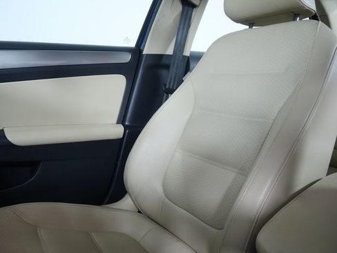 Used 2017 Volkswagen Jetta SE image 25