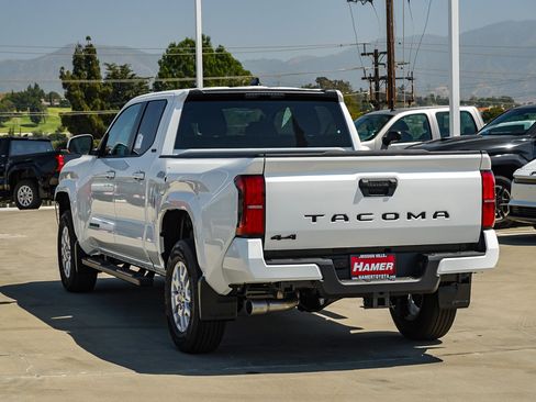 New 2026 Toyota Tacoma SR5 AWD/4WD image 5