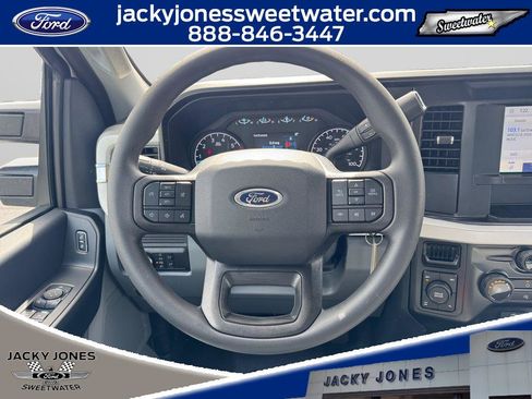 New 2026 Ford F250 XL w/ XL Chrome Package AWD/4WD image 11