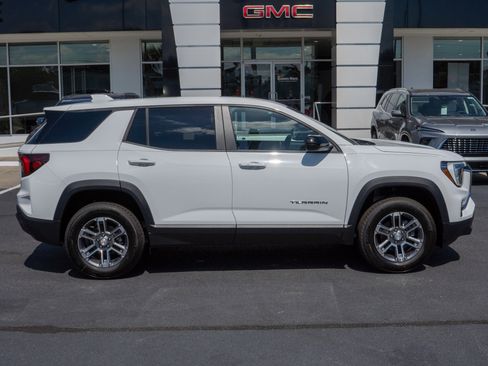 New 2026 GMC Terrain Elevation w/ LPO, Floor Liner Package image 2