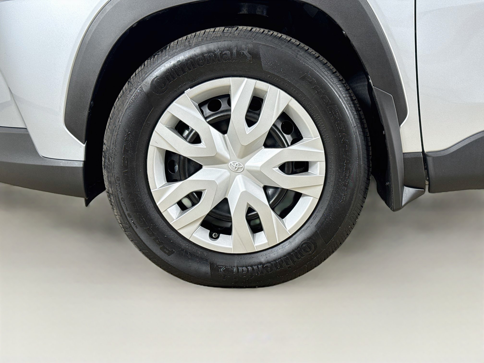 Certified 2024 Toyota Corolla Cross L AWD/4WD image 25