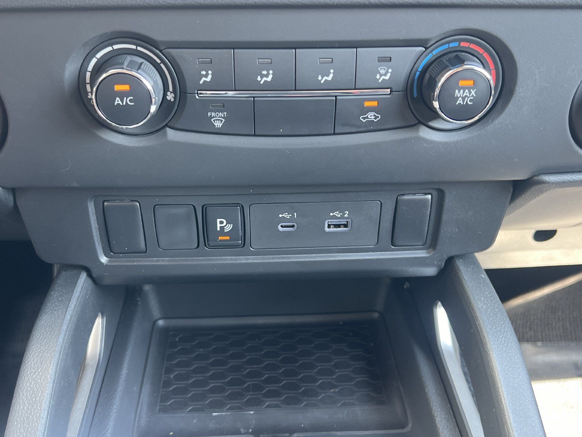 Certified 2025 Nissan Frontier SV RWD image 7