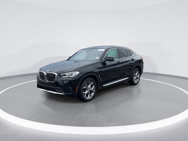 Used 2023 BMW X4 xDrive30i w/ Premium Package AWD/4WD image 3
