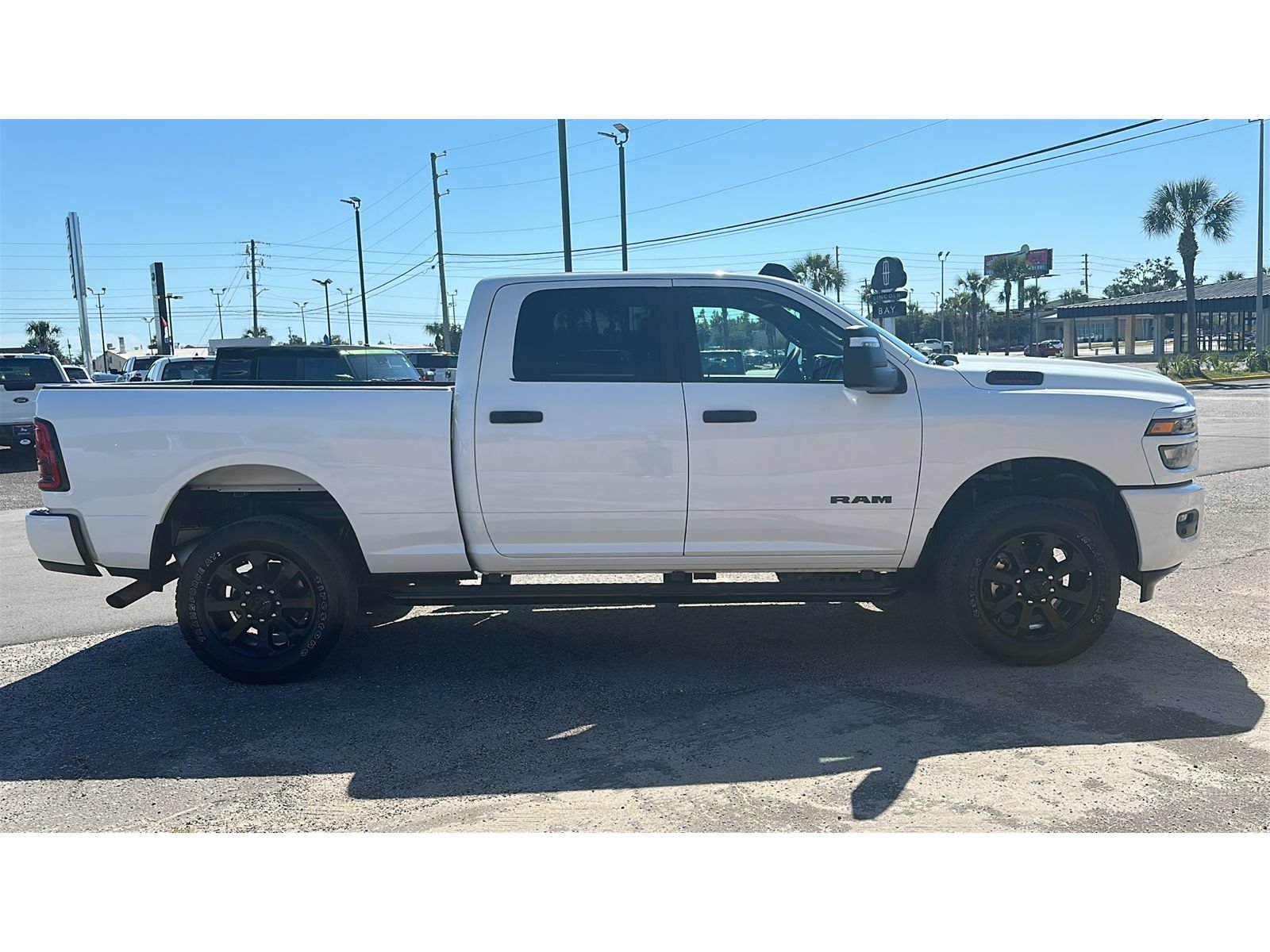 Used 2026 RAM 2500 Big Horn AWD/4WD image 6
