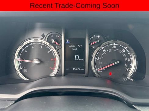Used 2022 Toyota 4Runner Limited AWD/4WD image 17