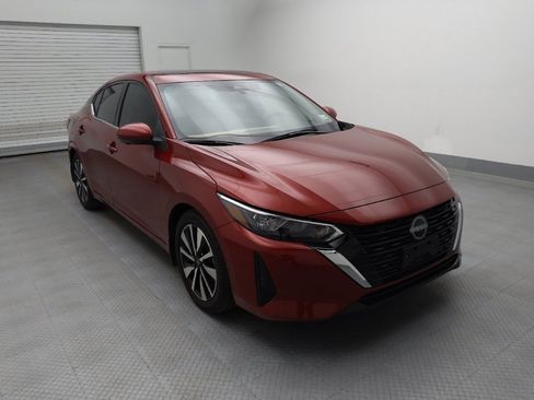 Used 2024 Nissan Sentra SV w/ SV Premium Package image 13