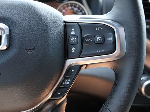 Used 2025 RAM 1500 Big Horn AWD/4WD image 27