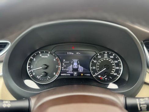 Used 2019 INFINITI QX50 Essential w/ Sensory Package AWD/4WD image 39