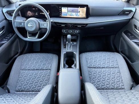 New 2025 Nissan Kicks SV image 16