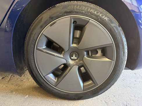 Used 2023 Tesla Model 3 Standard Range RWD image 31