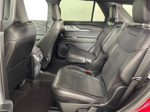 Certified 2025 Ford Explorer ST image 17