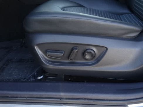 Used 2024 Toyota Camry SE w/ Blackout Package (TMS) image 16