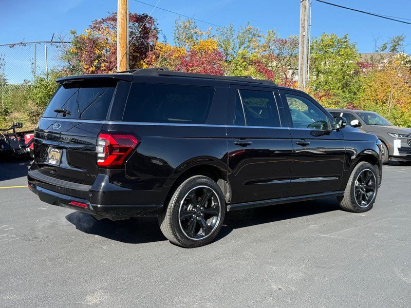 Certified 2024 Ford Expedition Max Limited AWD/4WD image 3