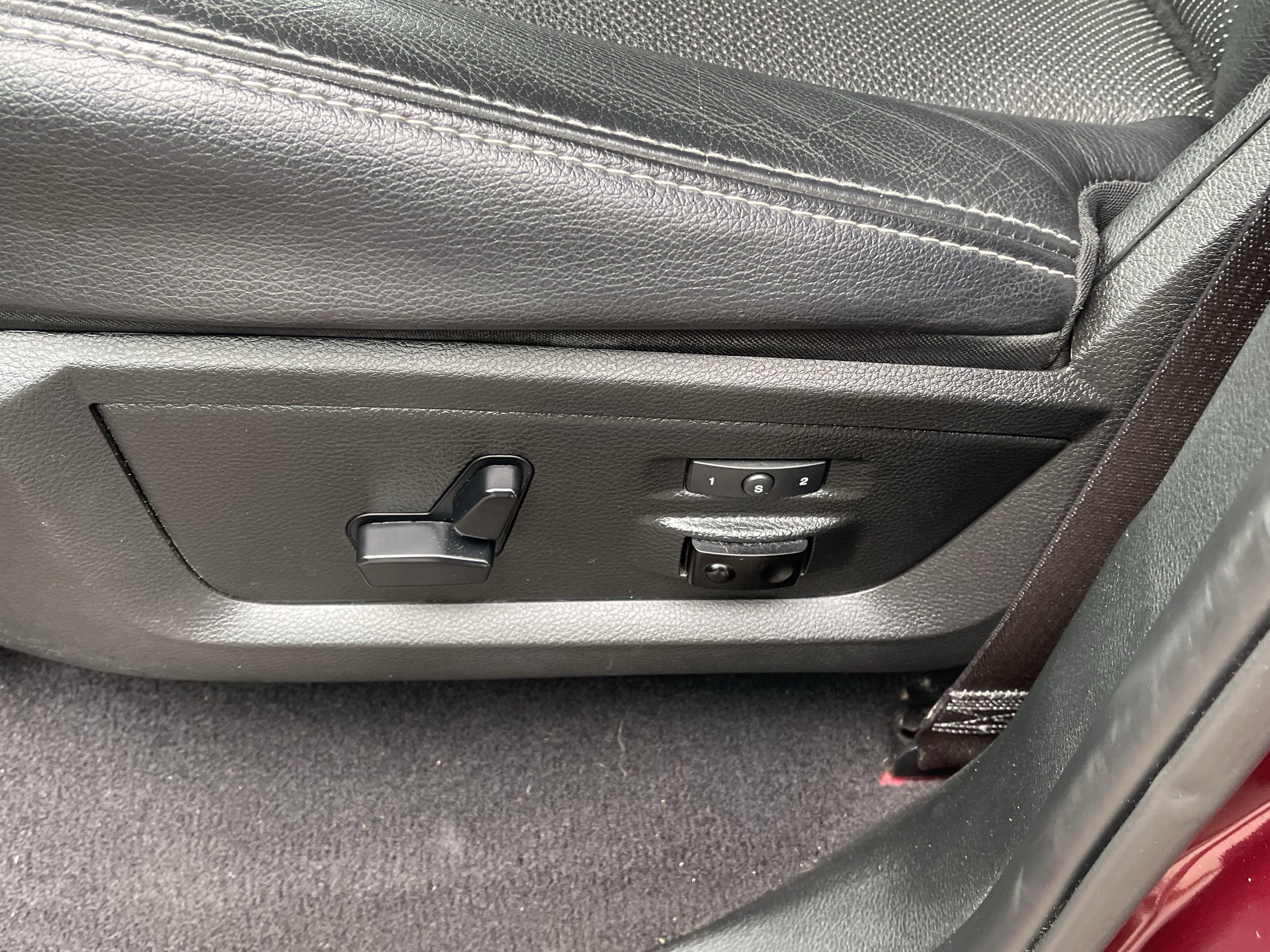 Used 2017 RAM 1500 Laramie w/ Convenience Group AWD/4WD image 19