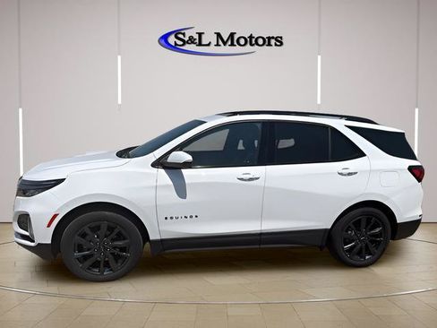 Used 2023 Chevrolet Equinox RS AWD/4WD image 4