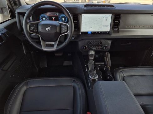 Used 2025 Ford Bronco Badlands AWD/4WD image 15