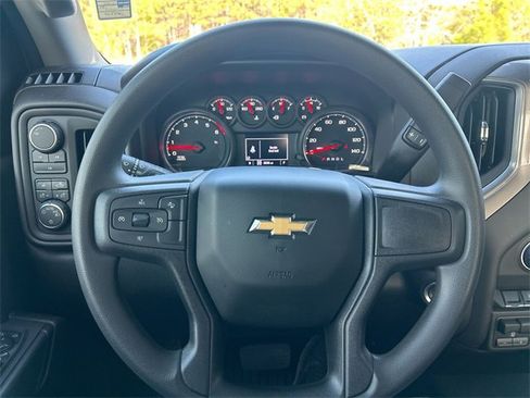 Certified 2025 Chevrolet Silverado 2500 Custom w/ Custom Value Package image 18