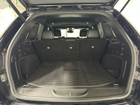 Used 2020 Jeep Grand Cherokee Altitude AWD/4WD image 47