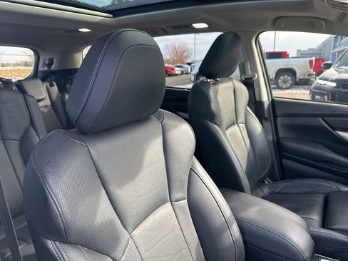 Used 2021 Subaru Ascent Limited w/ Technology Package image 34