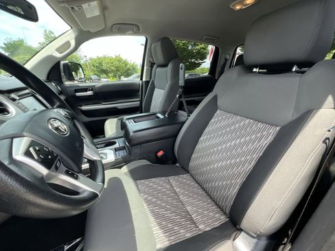 Used 2018 Toyota Tundra SR5 w/ TRD Off Road Package AWD/4WD image 13