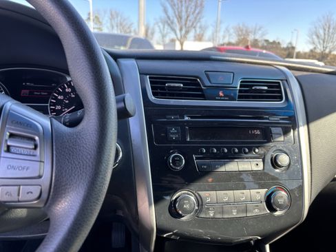 Used 2014 Nissan Altima 2.5 S image 18