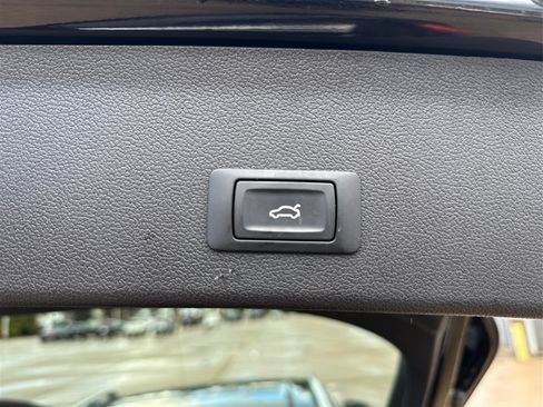 Used 2015 Audi A4 Premium Plus w/ Technology Package image 26