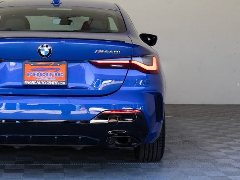 Used 2024 BMW M440i Coupe w/ Premium Package RWD image 12