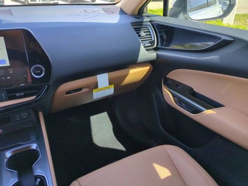 New 2026 Lexus NX 350h FWD image 16
