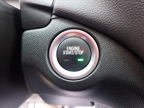 Used 2024 Chevrolet Equinox LT image 24