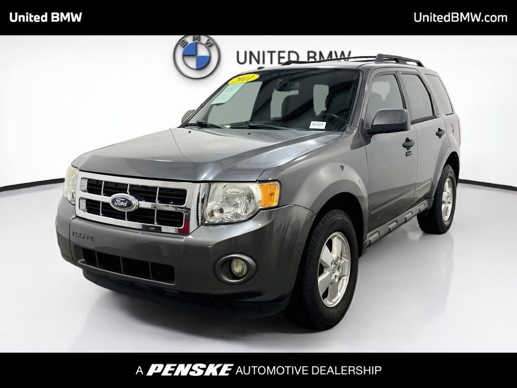 Used 2011 Ford Escape XLT w/ Cargo Pkg FWD image 1
